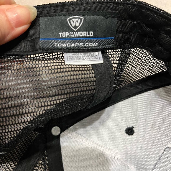 SOLD - NWOT TOP OF THE WORLD SAN ANTONIO SPURS Snapback Cap - Picture 8 of 8